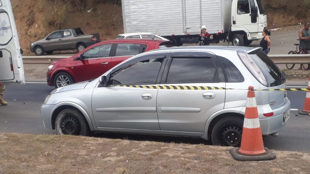 Homem morre atropelado ao andar de bicicleta na BR-101 próximo a Serra-sede