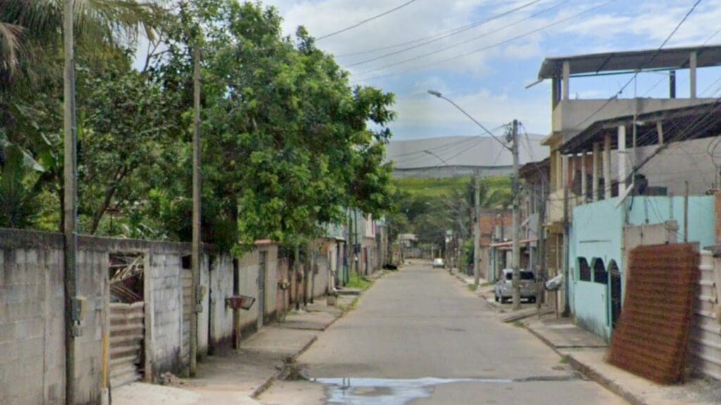 Sujeito sofre tentativa de homicídio no bairro Nova Carapina e acaba preso no hospital