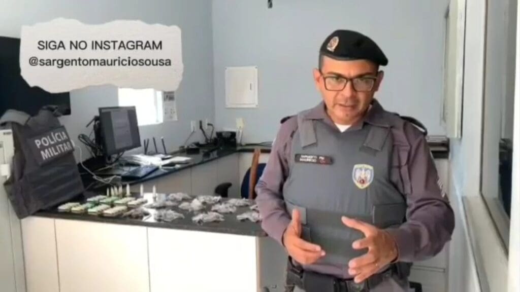 PM apreende drogas escondidas em tubulação de água no Parque Jacaraípe