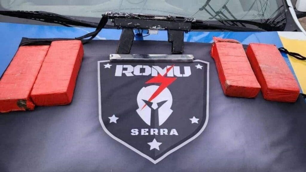 ROMU: agentes da guarda municipal apreendem trabuco e 4Kg de erva no Parque Residencial Tubarão