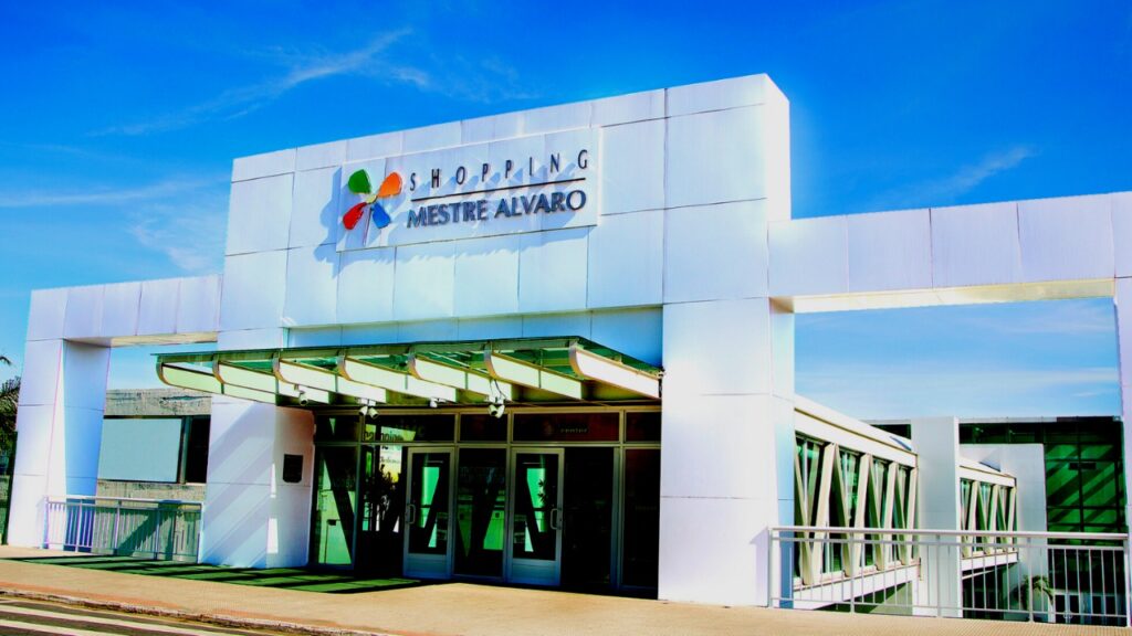 Shopping da Serra terá oficinas de confecção de chaveiros para as crianças Fachada do Shopping Mestre Álvaro na Serra