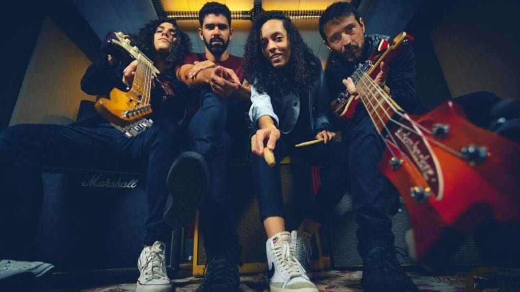 Shopping transmitirá a final da Libertadores e Show em telão de 4 metros na Serra Foto de capa da banda que irá estar no local