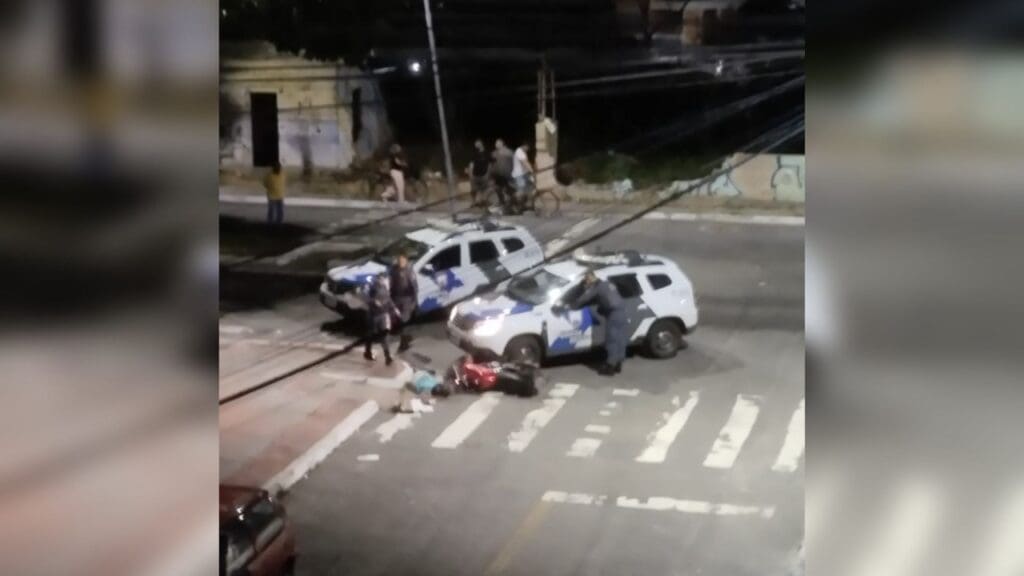 "Queimados" fazem arrastão em Vitória e são presos pela PM no bairro de Fátima