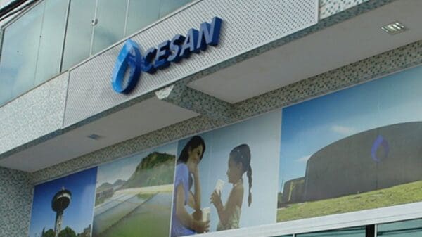 Foto de uma das fachadas da empresa CESAN