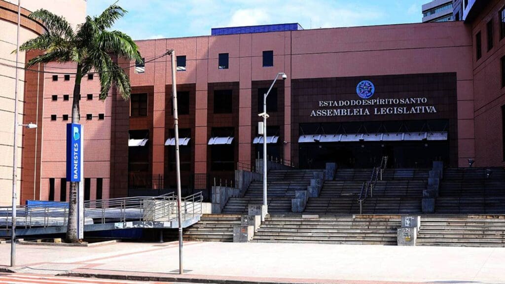 Foto panorâmica da sede Assembleia Legislativa do Espírito santo