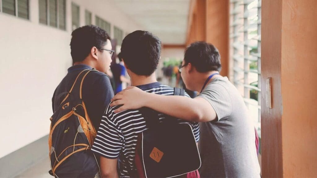 Comissão de Educação da Câmara de Serra discute ações de enfrentamento à violência nas escolas Alunos em escolas