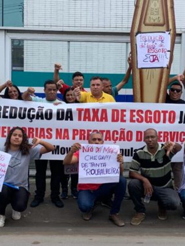 Protesto por melhorias e redução das taxas de esgoto cobrados pela Ambiental Serra