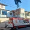 Ambulâncias do SAMU na rua Pau Brasil Feu Rosa
