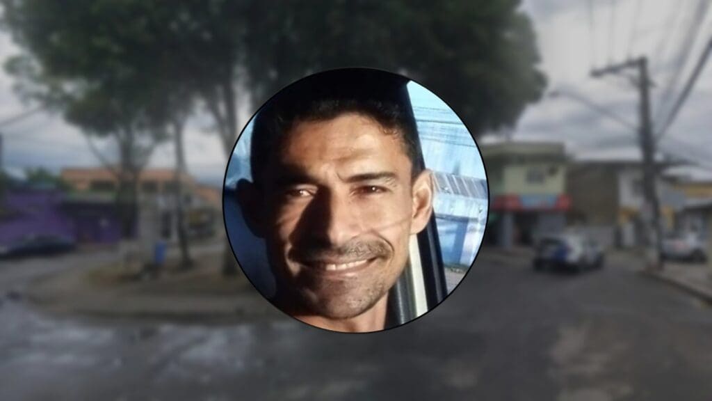 Foto de Cristiano Martins Alves e ao fundo José de Anchieta