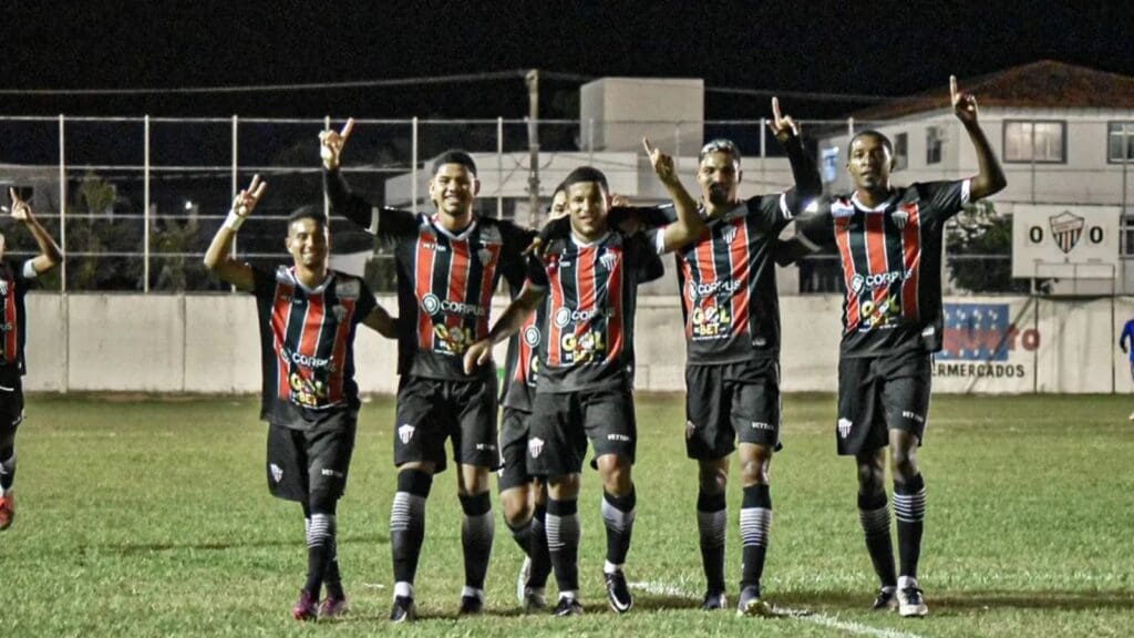 Serra FC bate o Pinheiros e aguarda definição de adversário na semi da Copa ES