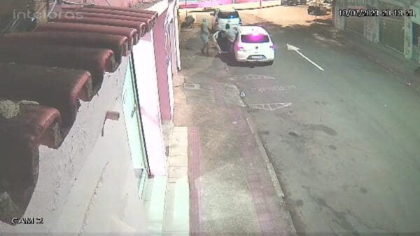 Vídeo: Lojista chinês reage a tentativa de assalto e é morto a tiros em Laranjeiras