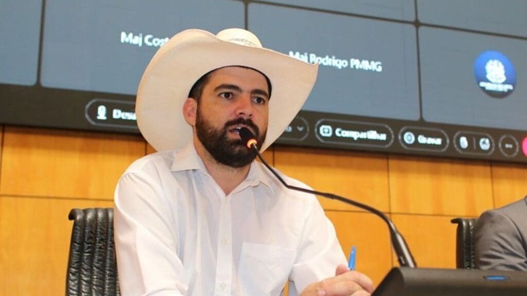 Polícia Civil cumpre mandado e prende ex-assessor de Pablo Muribeca