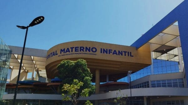 Fachada do Hospital Materno Infantil da Serra