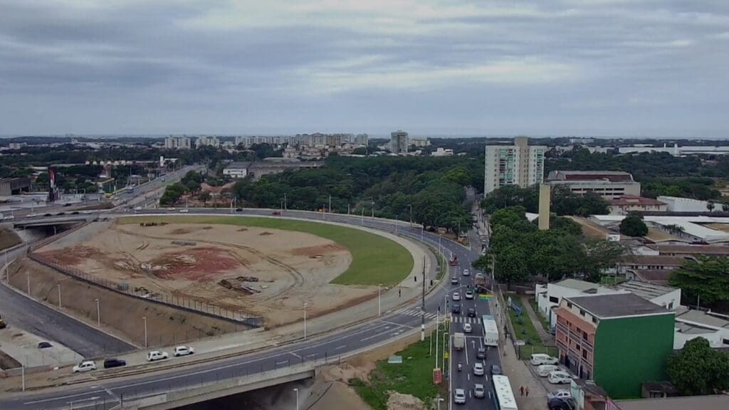 Jovem motorista é arrastado e morto a tiros após briga de trânsito na Serra