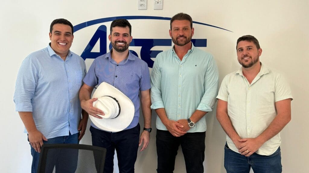 Pablo Muribeca e Erick Musso durante reunião