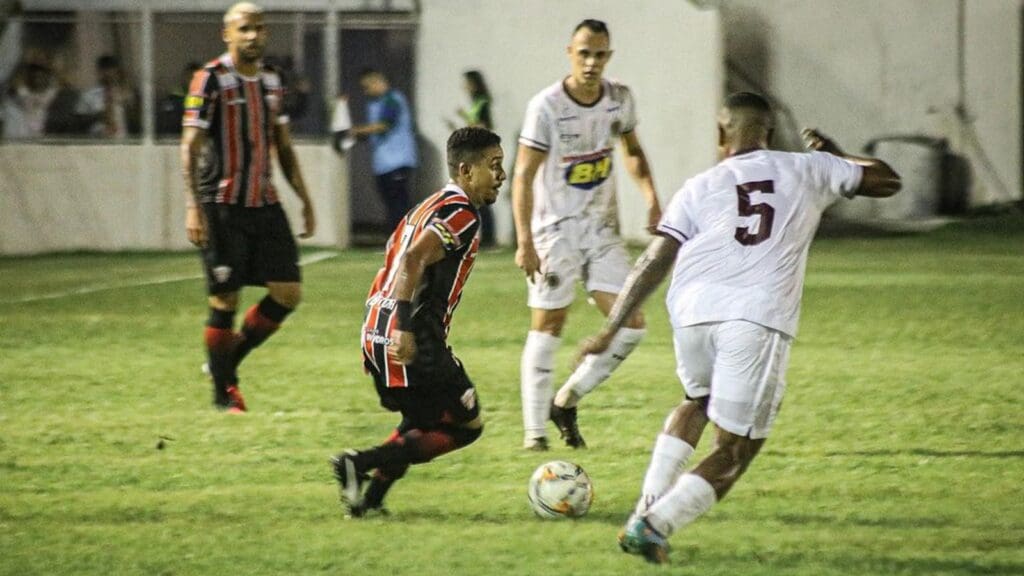 Serra FC em campo pelo Campeonato Capixaba