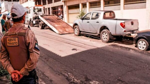Prefeirura da Serra unifica pedido de serviço de remoção de veículos abandonados na cidade.