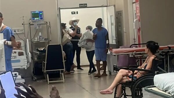 Pablo Muribeca é flagrado fiscalizando o Hospital Estadual na Serra após denúncias de pacientes