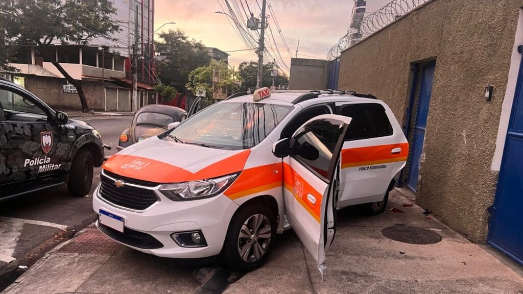 Traficantes aterrorizam taxista e passageiros que tentavam comprar drogas em Vitória.