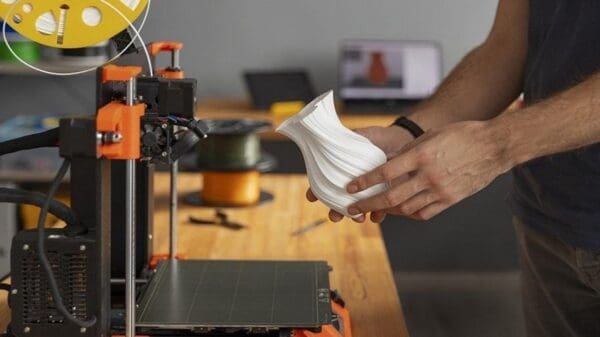 Inova Serra abre inscrições para cursos de impressão 3D na Serra.