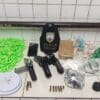Polícia Militar prende traficante e estoura deposito de drogas na Serra.