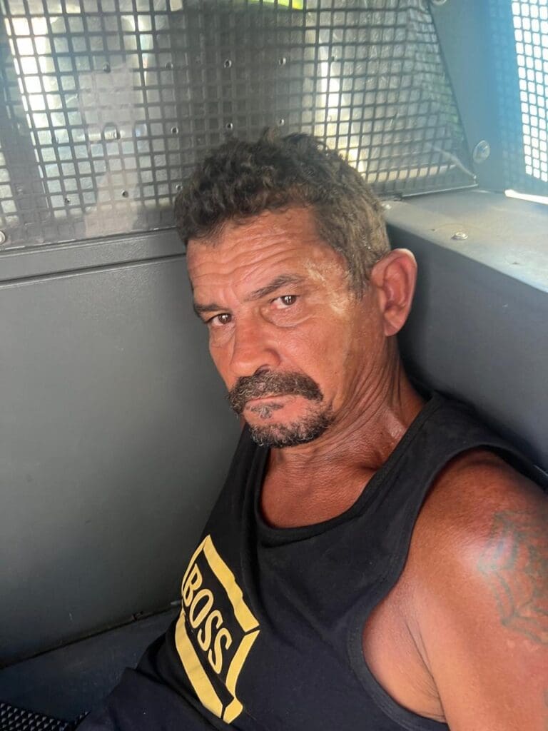 Ademir Fontana de Oliveira, 51 anos, preso em flagrante pelo assassinato de uma mulher de 25 anos.