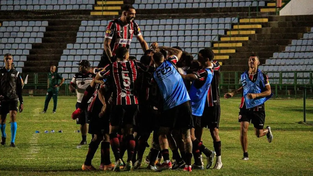 Serra FC comemora gol diante do Ipatinga pelo Brasileirão série D 2024