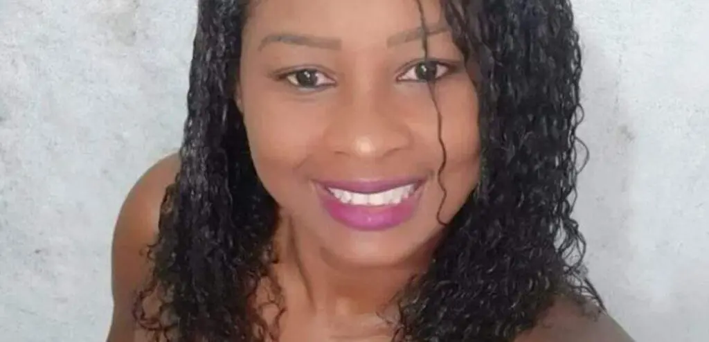 Imagem de uma mulher sorrindo, ela foi vítima de feminicídio (Jaciara da Silva Moura)