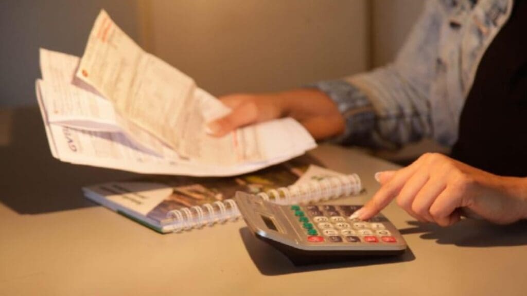 PROCON Serra realiza último mutirão de renegociação de dívidas de 2024 PROCON Serra fará o último mutirão do ano.