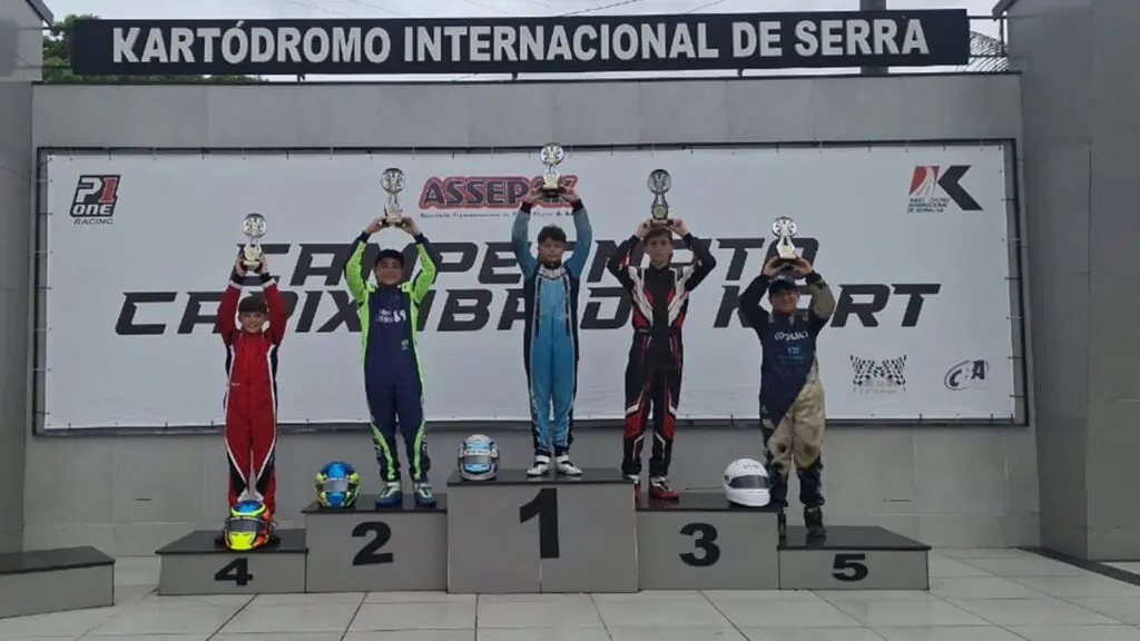 Murilo Duarte vence a Super Final e é tricampeão capixaba de kart na categoria F4 Jr