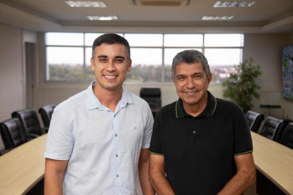 Sérgio Vidigal exonera mais de 800 cargos comissionados na Prefeitura da Serra