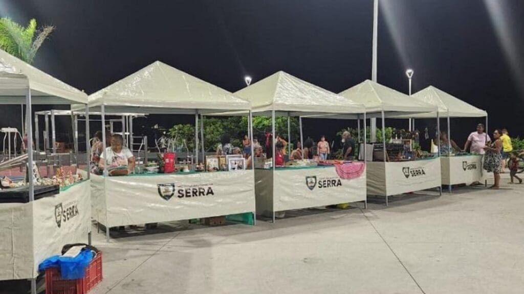 Art Gourmet nas Praças: prefeitura padroniza barracas e beneficia mais de 200 empreendedores da Serra