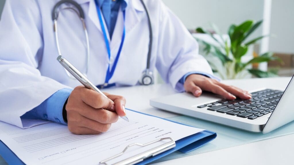 Fila de espera por especialista no ES passa de 300 mil pessoas