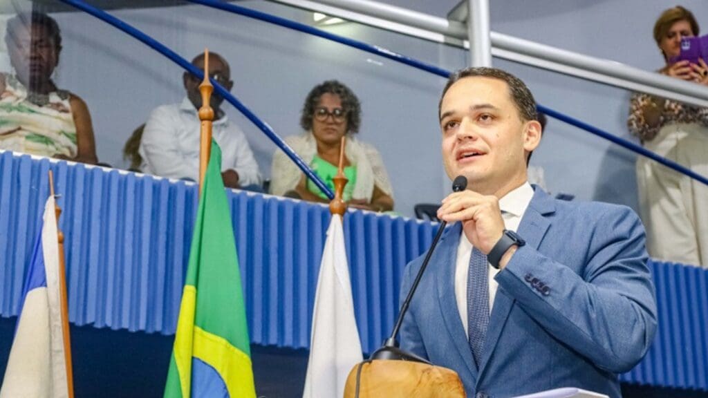Eleições 2026: Lorenzo Pazolini segue liderando pesquisa para governador do ES Prefeito de Vitória, Lorenzo Pazolini