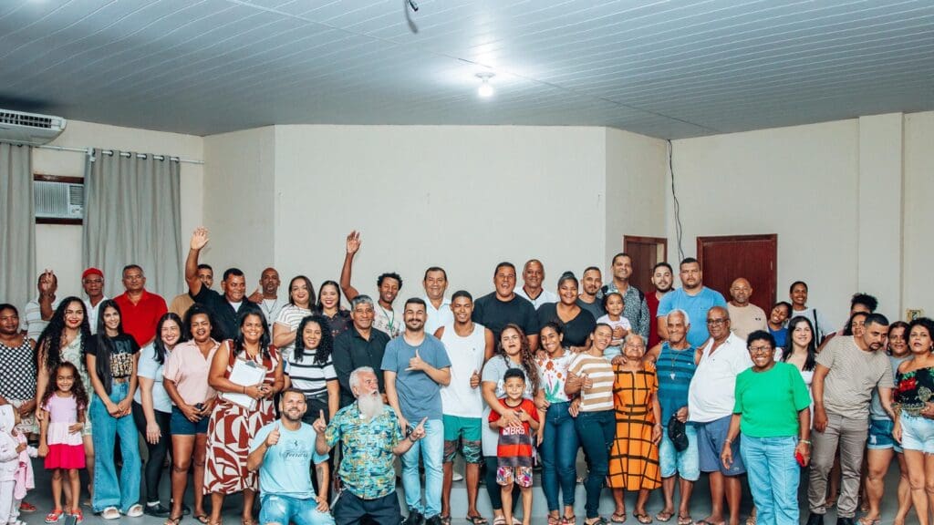 Chapa única surpreende eleição comunitária em Planalto Serrano Reunião comunitária em Planalto Serrano marca abertura do processo eleitoral do Bloco A.