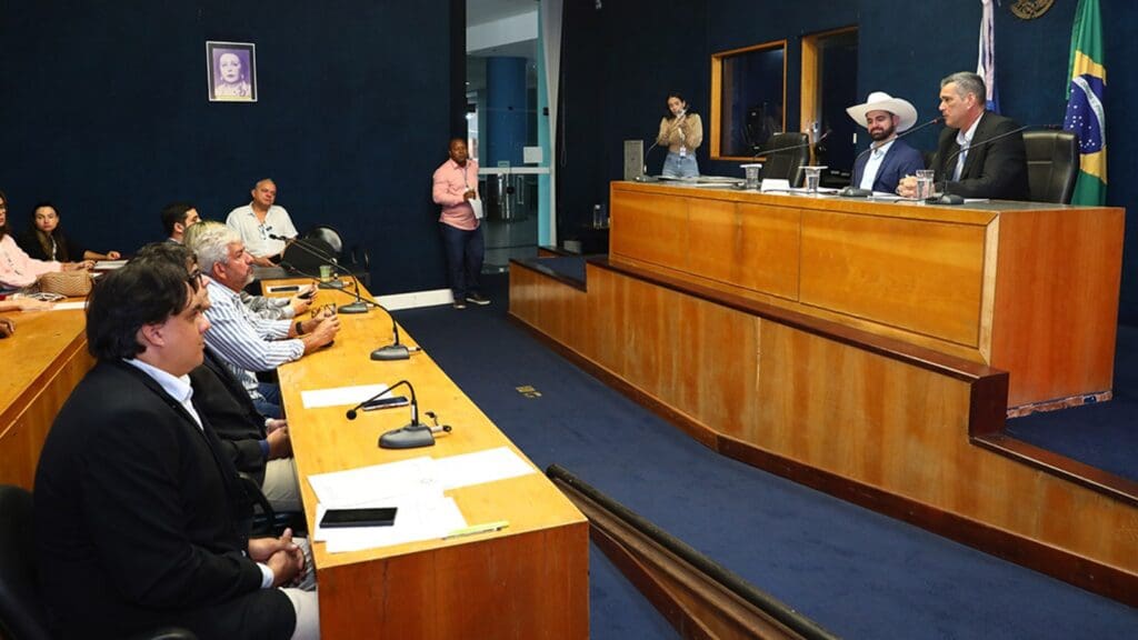 Projeto para instalação de fibra óptica na Terceira Ponte pode revolucionar internet no ES Projeto para instalação de fibra óptica na Terceira Ponte pode revolucionar internet no ES