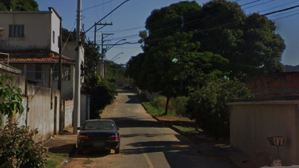 Rua das Angélicas, no bairro Cascata, local onde sobrinho esfaqueou o tio na Serra