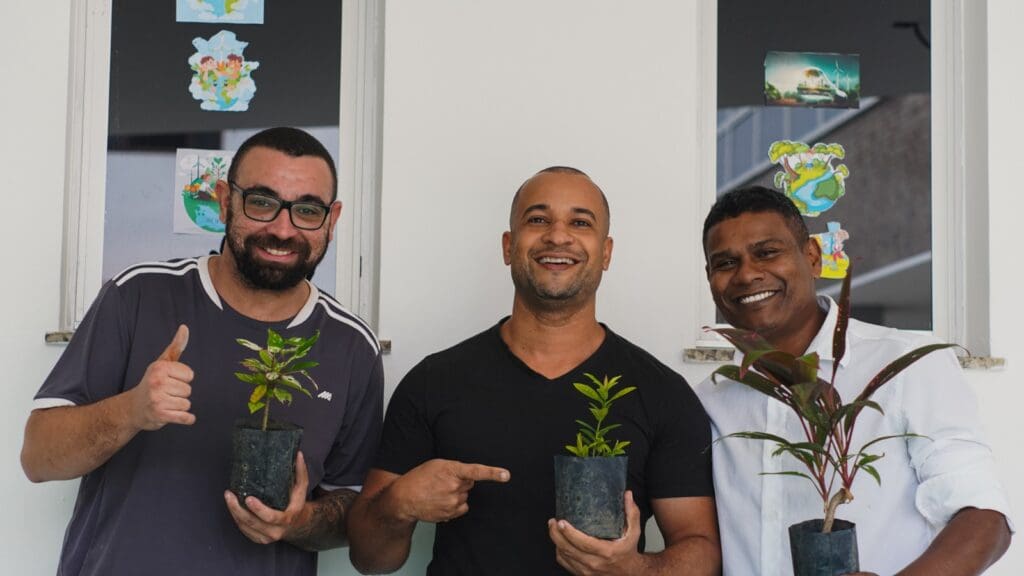 Câmara Municipal da Serra promove doação de mudas em celebração ao Junho Verde