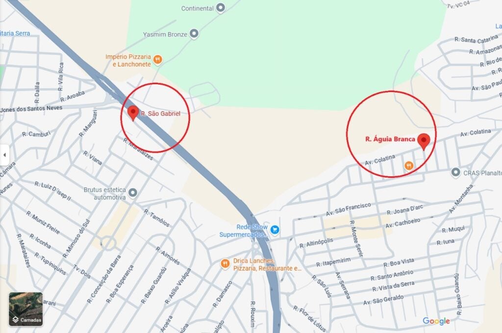 Uma imagem de um mapa do Google Maps, mostrando a distância de uma casa atingida por uma bala perdida e outro local onde ocorreu um homicídio a tiros. Rua Águia Branca, local do assassinato do jovem, e Rua São Gabriel, onde fica a casa atingida.