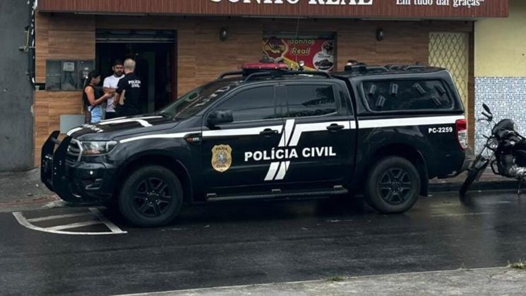 Padaria é flagrada com famoso “gato” de energia na Serra Ação da EDP e Polícia Civil flagra furto de energia em padaria na Serra