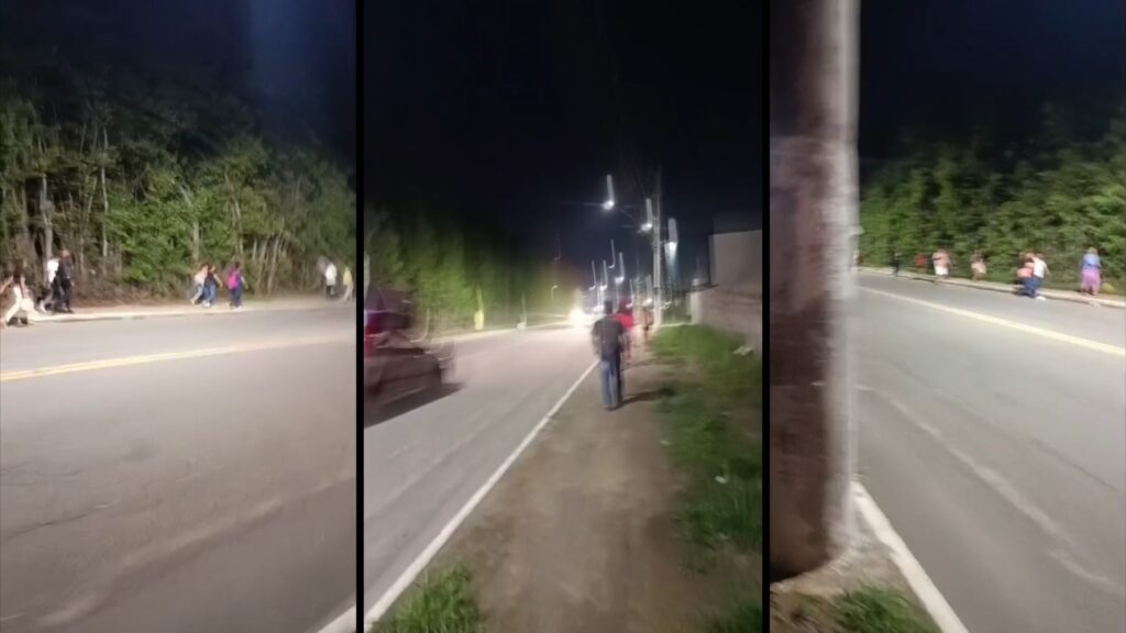 Ônibus deixam de circular em Balneário de Carapebus após tiroteio Após tiroteio em Balneário de Carapebus, ônibus do Transcol deixam de circular. Passageiros caminham até acessos ao bairro.