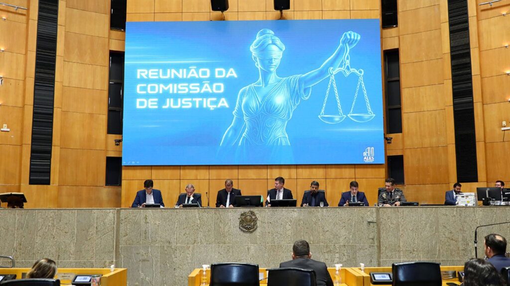 Comissão de Justiça aprova PEC que amplia fiscalização sobre serviços públicos no ES