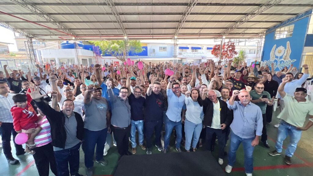 Marcelo Santos reúne mais de 600 pessoas em Cariacica para prestação de contas Marcelo Santos reúne mais de 600 pessoas em Cariacica para prestação de contas