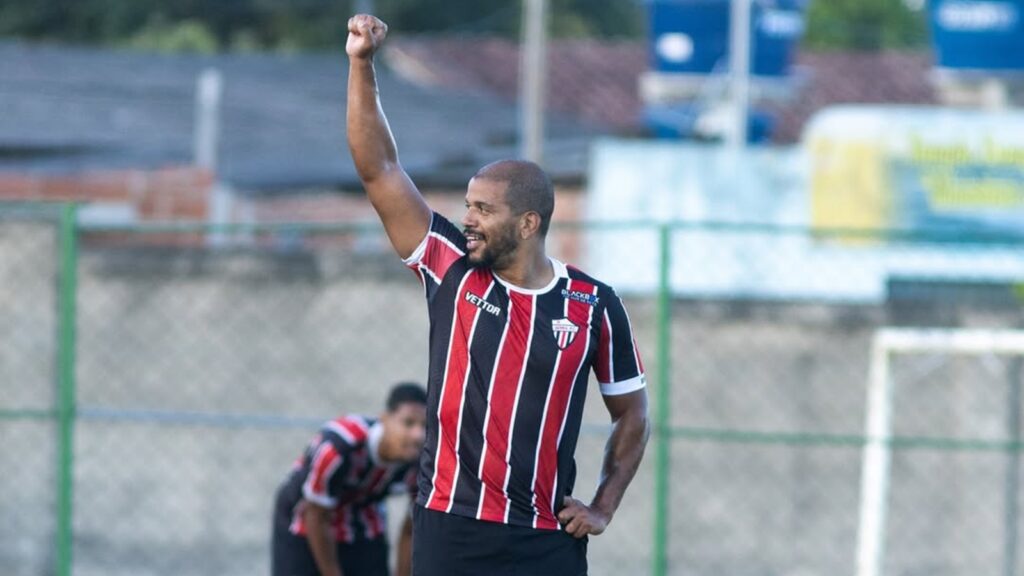 Serra vence o Linhares e fica a um empate da série A do Capixabão