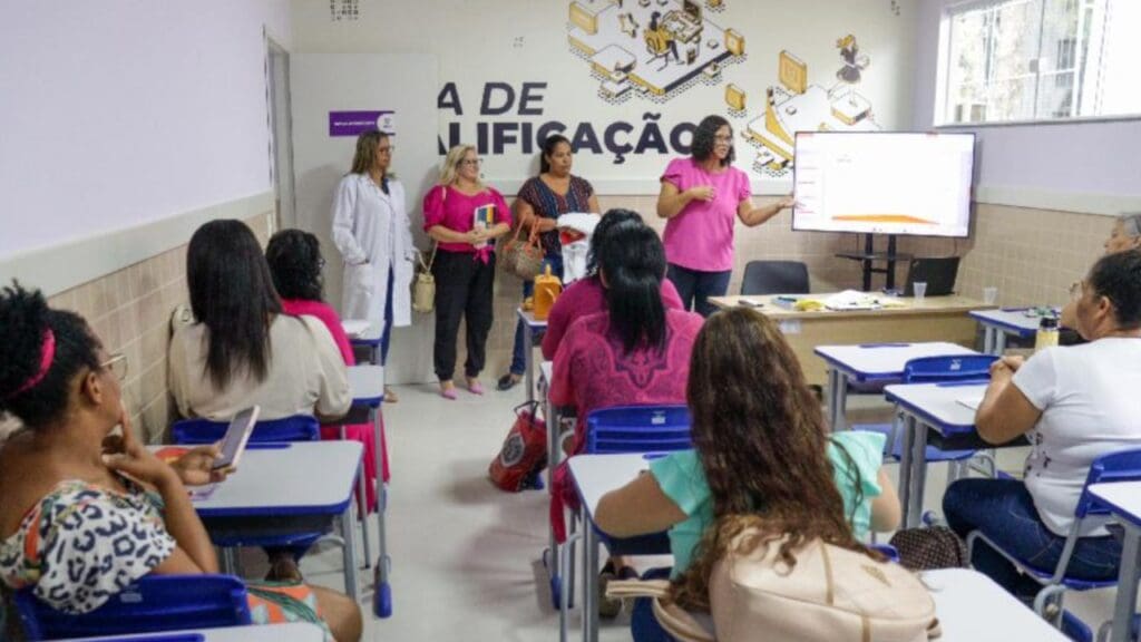 Inscrições abertas para cursos gratuitos do programa Mulheres Mil na Serra Inscrições abertas para cursos gratuitos do programa Mulheres Mil em Serra Sede