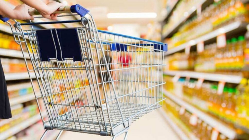 Pesquisa do PROCON Vitória mostra variação de até 441% em itens da cesta básica Supermercados não irão abrir aos domingos no ES a partir de 2026