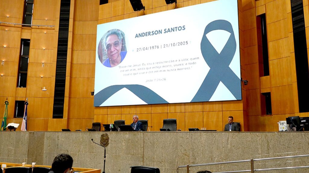 Deputados se solidarizam com presidente da ALES após morte do irmão Deputados se solidarizam com presidente da ALES após morte do irmão