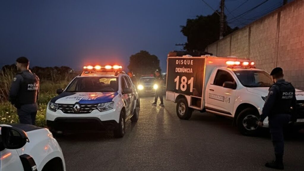 Corpo de homem é encontrado ao lado de bicicleta em avenida da Serra Corpo de homem é encontrado ao lado de bicicleta em avenida da Serra