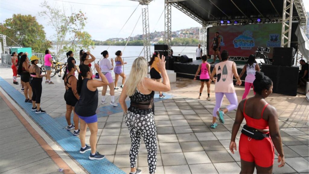Aulão de Ritmos agita manhãs de domingo na Orla de Cariacica durante o Verão 2026